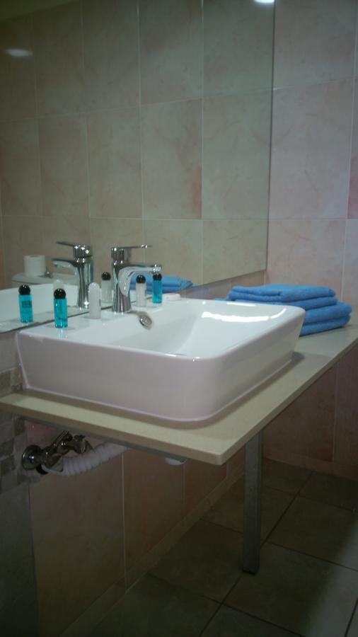 Palm Sea Beach Hotel Apartments Larnaca Room photo